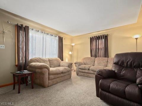 969 5th St, Struthers, OH 44471 photo 9