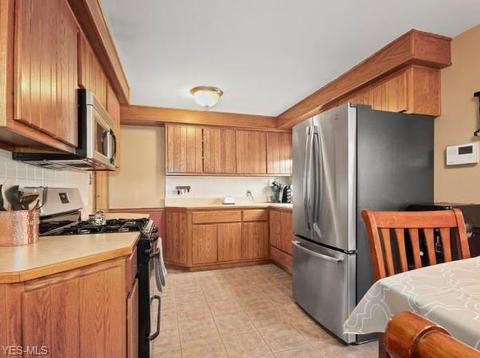 969 5th St, Struthers, OH 44471 photo 11