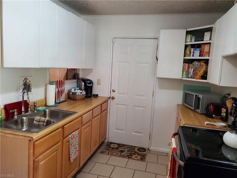 350 9th St, Elyria, OH 44035 photo 11
