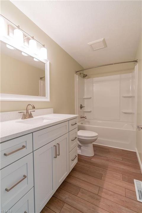 2133 Diamond St NE, Canton, OH 44721 photo 13
