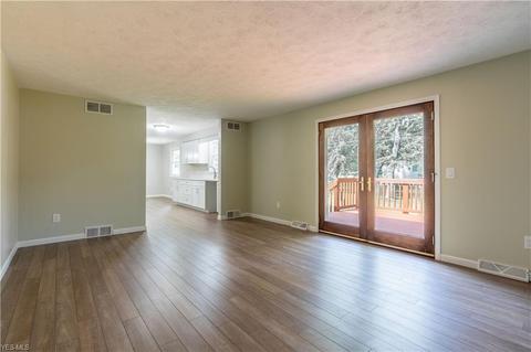 2133 Diamond St NE, Canton, OH 44721 photo 7