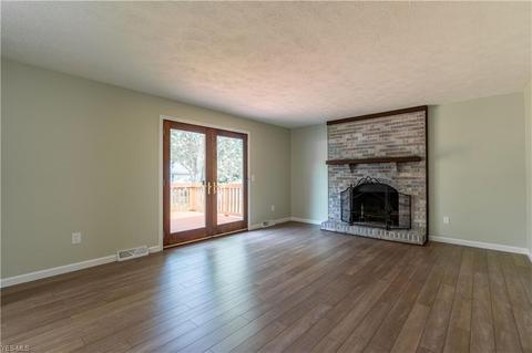 2133 Diamond St NE, Canton, OH 44721 photo 6