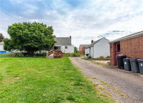 1423 Broad Ave NW, Canton, OH 44708 photo 8
