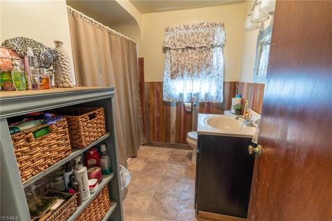 1423 Broad Ave NW, Canton, OH 44708 photo 13