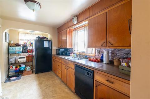 1423 Broad Ave NW, Canton, OH 44708 photo 10