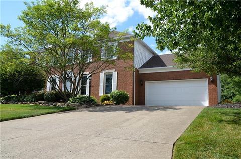 1101 Cobblefield St NE, Canton, OH 44721 photo 2