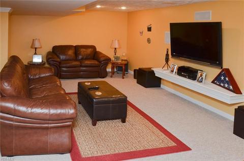 1101 Cobblefield St NE, Canton, OH 44721 photo 23