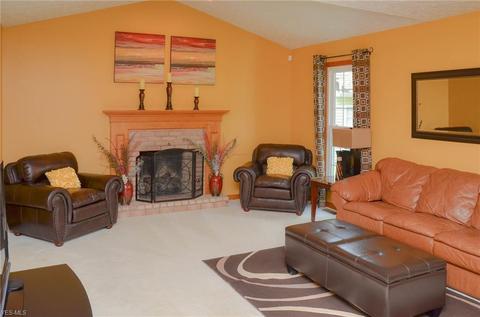 1101 Cobblefield St NE, Canton, OH 44721 photo 6