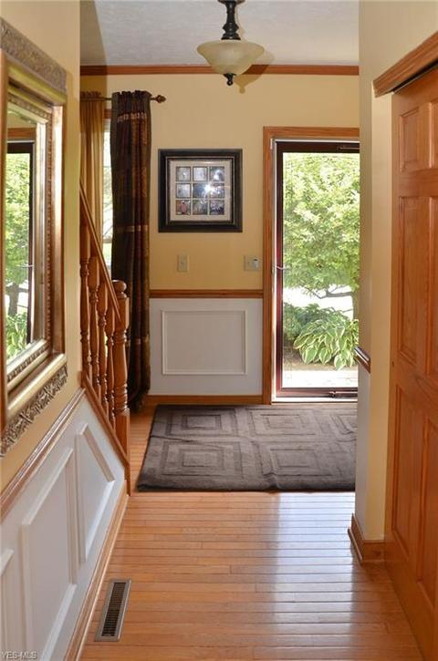 1101 Cobblefield St NE, Canton, OH 44721 photo 17
