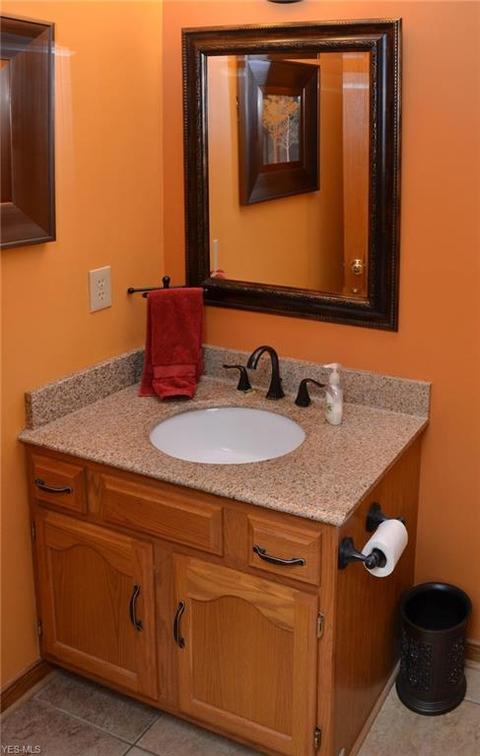 1101 Cobblefield St NE, Canton, OH 44721 photo 15