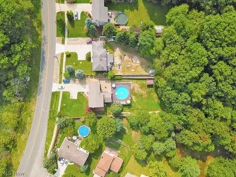 7580 Ridge Rd, Parma, OH 44129 photo 4