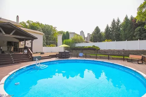 7580 Ridge Rd, Parma, OH 44129 photo 8