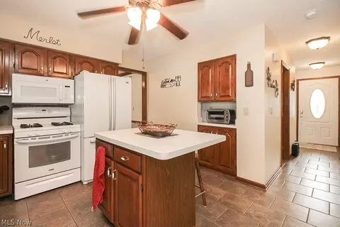 7580 Ridge Rd, Parma, OH 44129 photo 20