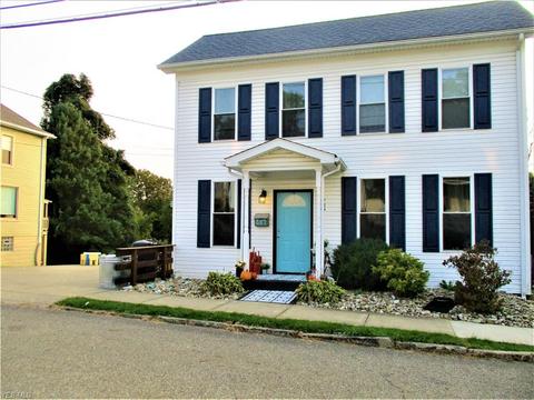 802 Chestnut St N, Barnesville, OH 43713 photo 2