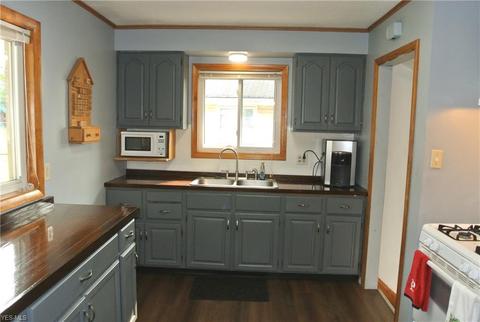 6495 Michael Dr, Brook Park, OH 44142 photo 15