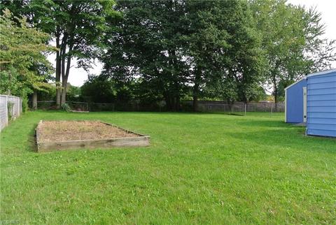 6495 Michael Dr, Brook Park, OH 44142 photo 6