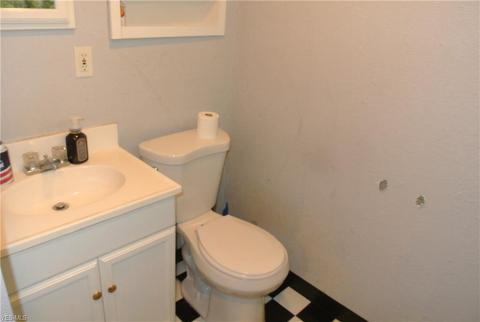 6495 Michael Dr, Brook Park, OH 44142 photo 27