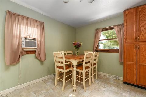 718 Boston Ave, Elyria, OH 44035 photo 8