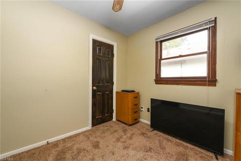 718 Boston Ave, Elyria, OH 44035 photo 13
