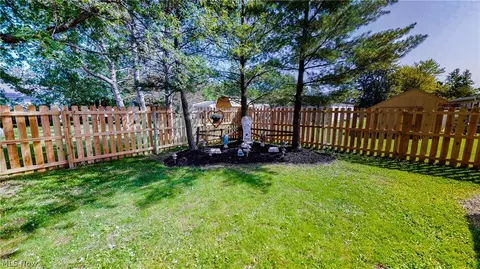 140 E Lake Ct, Lagrange, OH 44050 photo 29