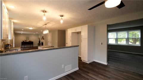6957 Eastham Cir NW, Canton, OH 44708 photo 9
