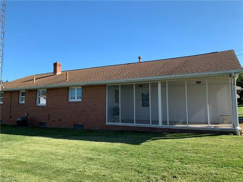 4541 8th St NW, Canton, OH 44708 photo 2