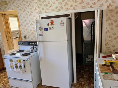 684 E 266th St, Euclid, OH 44132 photo 11