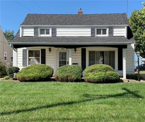 684 E 266th St, Euclid, OH 44132 photo 1