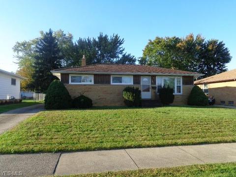 10921 Schwab Dr, Parma, OH 44130 photo 24
