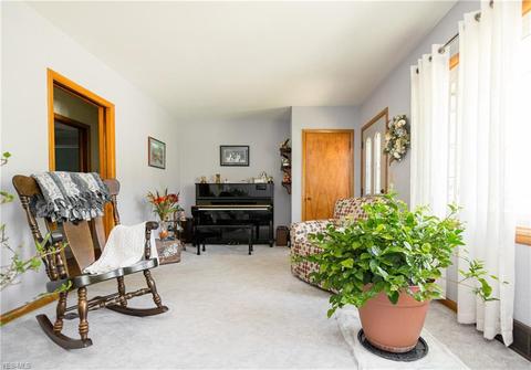 726 Abbe Rd N, Elyria, OH 44035 photo 9