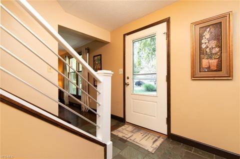 37100 Fox Run Dr, Solon, OH 44139 photo 17