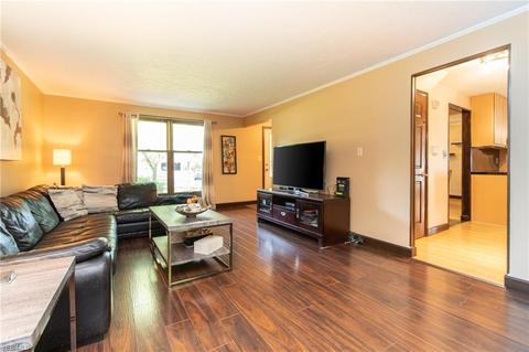 37100 Fox Run Dr, Solon, OH 44139 photo 5