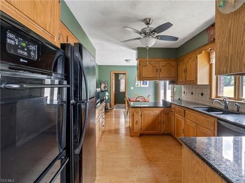 6096 Groton St NW, Canton, OH 44708 photo 13
