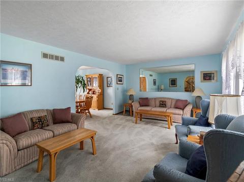 6096 Groton St NW, Canton, OH 44708 photo 6