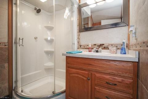 42090 Adelbert St, Elyria, OH 44035 photo 29