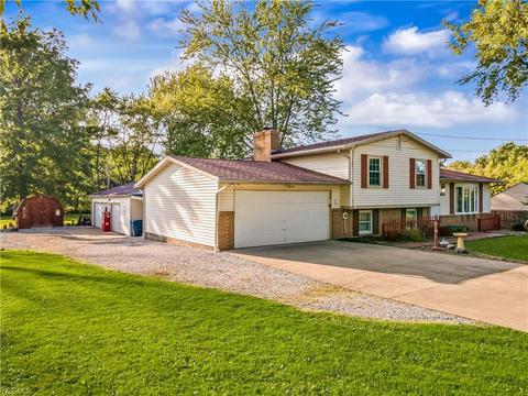696 Griffith Rd, Akron, OH 44312 photo 35