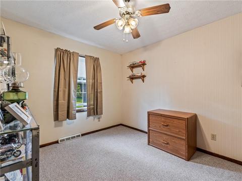 696 Griffith Rd, Akron, OH 44312 photo 16