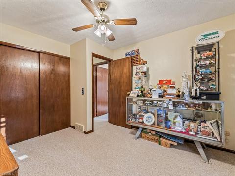 696 Griffith Rd, Akron, OH 44312 photo 17