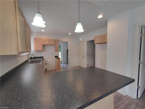 5107 Hope Ave, Ashtabula, OH 44004 photo 8