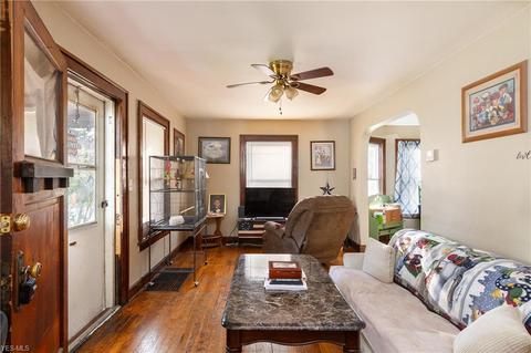 602 E Broad St, Elyria, OH 44035 photo 15