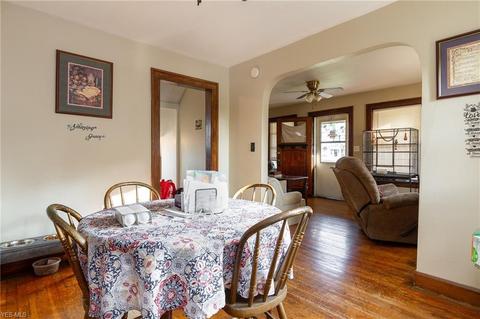 602 E Broad St, Elyria, OH 44035 photo 8