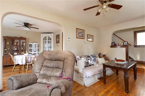 602 E Broad St, Elyria, OH 44035 photo 11