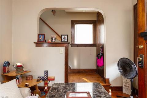 602 E Broad St, Elyria, OH 44035 photo 14