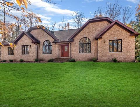 2910 Millgate Dr, Willoughby Hills, OH 44094 photo 1