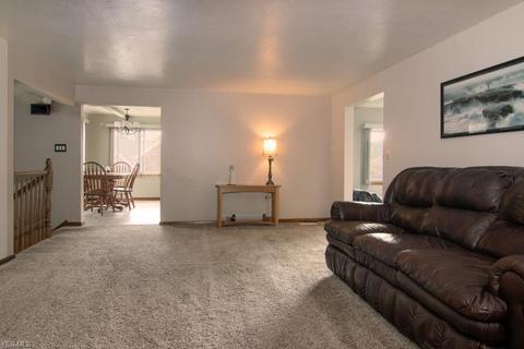 5923 Brookside Rd, Independence, OH 44131 photo 9