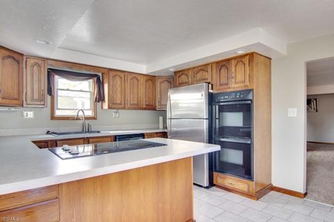 5923 Brookside Rd, Independence, OH 44131 photo 10