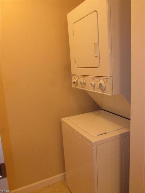 4703 Hills And Dales Rd NW #306, Canton, OH 44708 photo 9