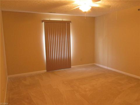 4703 Hills And Dales Rd NW #306, Canton, OH 44708 photo 10