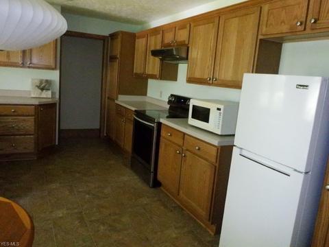 225 Eldridge Rd, Aurora, OH 44202 photo 3