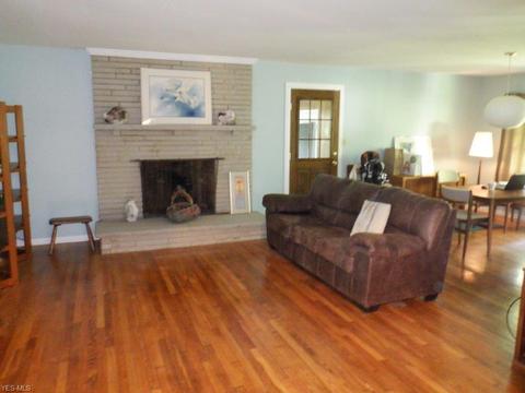 225 Eldridge Rd, Aurora, OH 44202 photo 9
